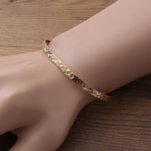 画像をギャラリービューアに読み込む, K18 バングル 槌目風 幅4.5mm 18金 【オーダー実績】