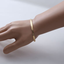 画像をギャラリービューアに読み込む, K18 バングル 槌目風 幅4.5mm 18金 【オーダー実績】