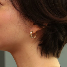 画像をギャラリービューアに読み込む, K18 喜平ピアス 幅5.6mm 18金 イエローゴールド 【受注生産/納期3-4週間】