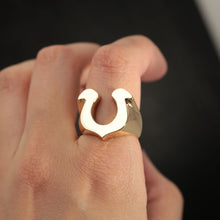 画像をギャラリービューアに読み込む, K18 馬蹄 リング 【受注生産】